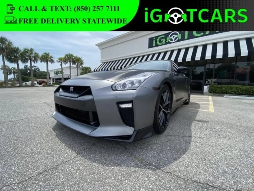2019 Nissan GT-R Pure photo 1