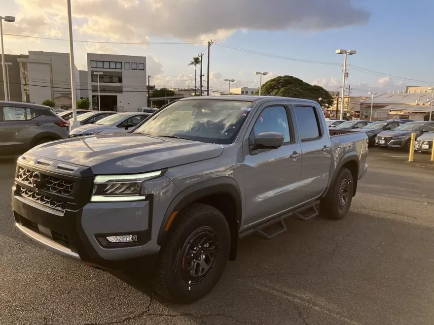 2025 Nissan Frontier PRO-X photo 1