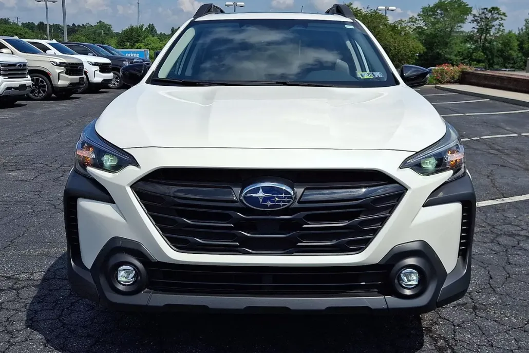 2024 Subaru Outback Onyx Edition XT photo 1