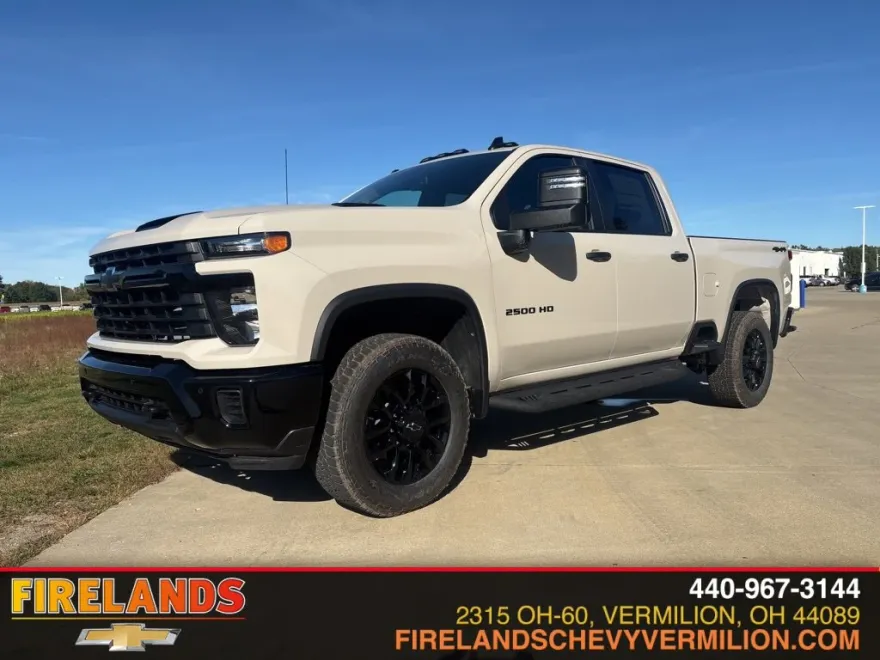 2026 Chevrolet Silverado 2500HD Custom photo 1