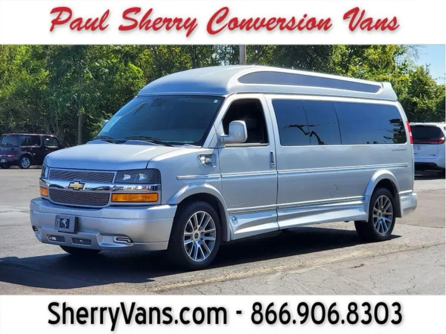 2022 Chevrolet Express Cargo Passenger Van photo 1