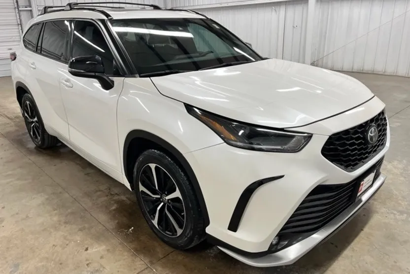 2021 Toyota Highlander XSE photo 1