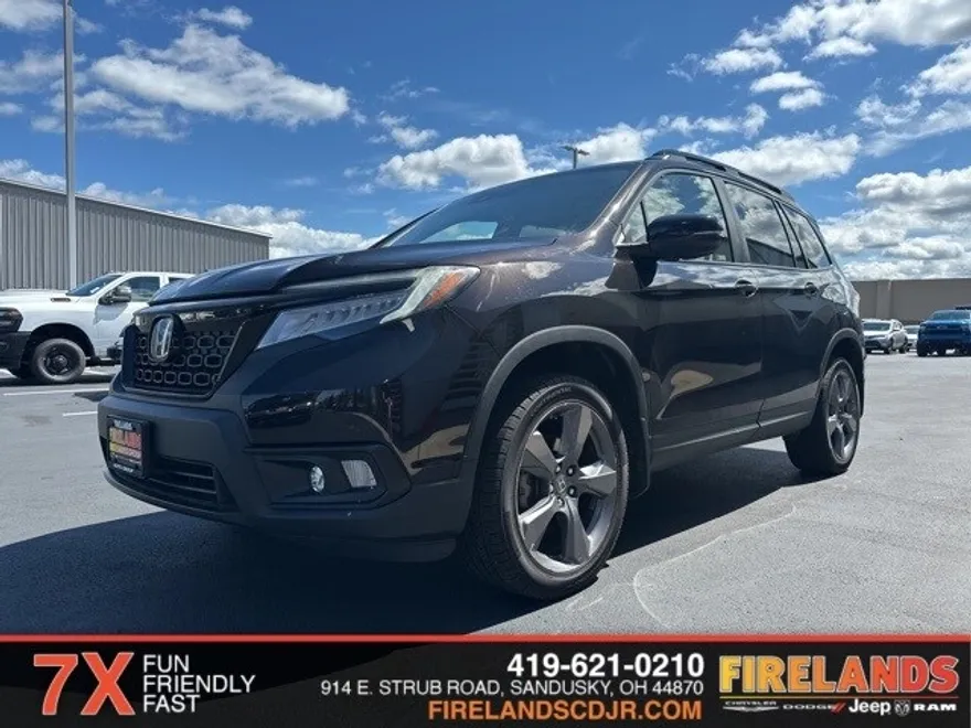 2019 Honda Passport Touring photo 1