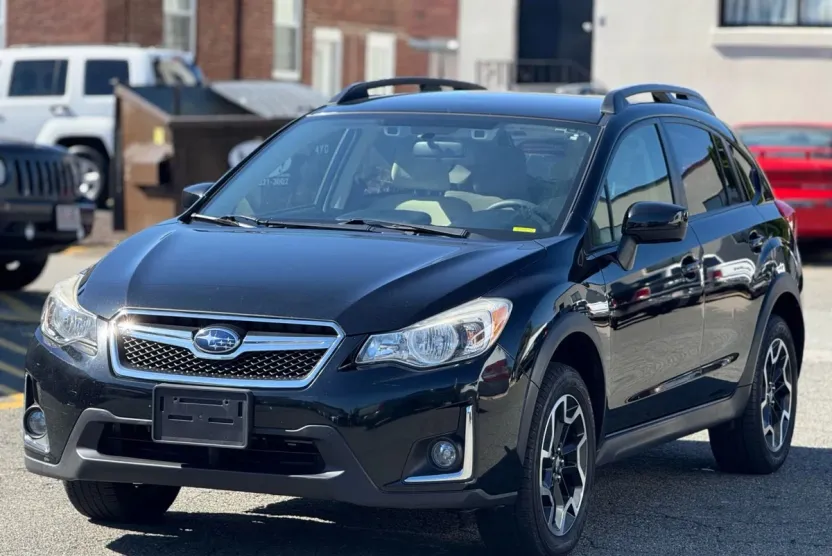 2016 Subaru Crosstrek Premium photo 1