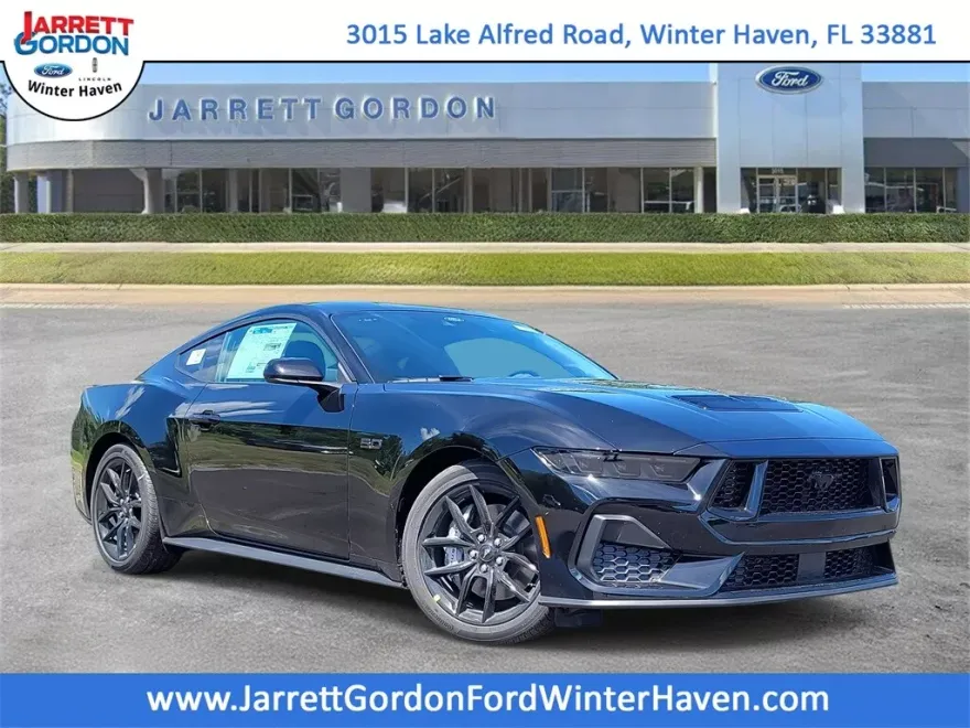 2025 Ford Mustang GT photo 1