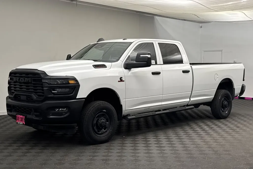 2025 Ram 2500 Tradesman photo 1