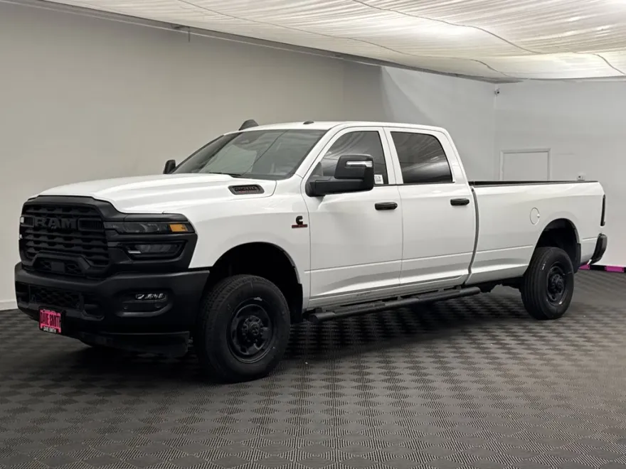 2025 Ram 2500 Tradesman photo 1