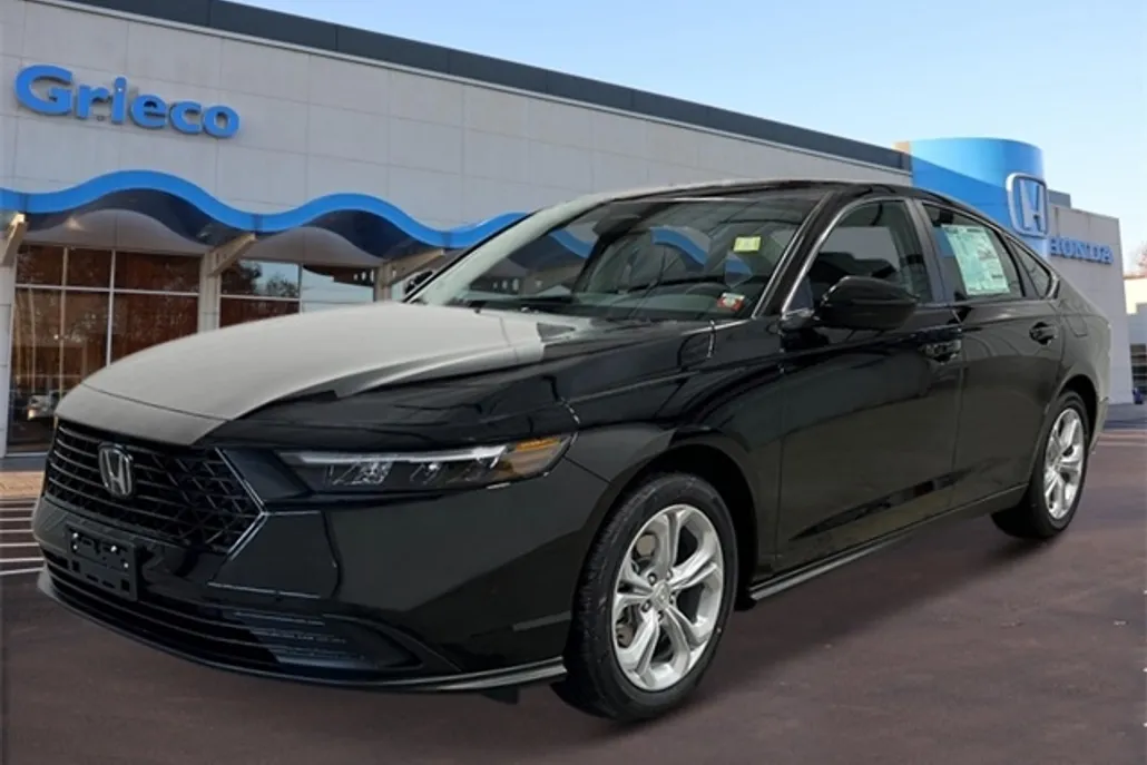 2025 Honda Accord LX photo 1