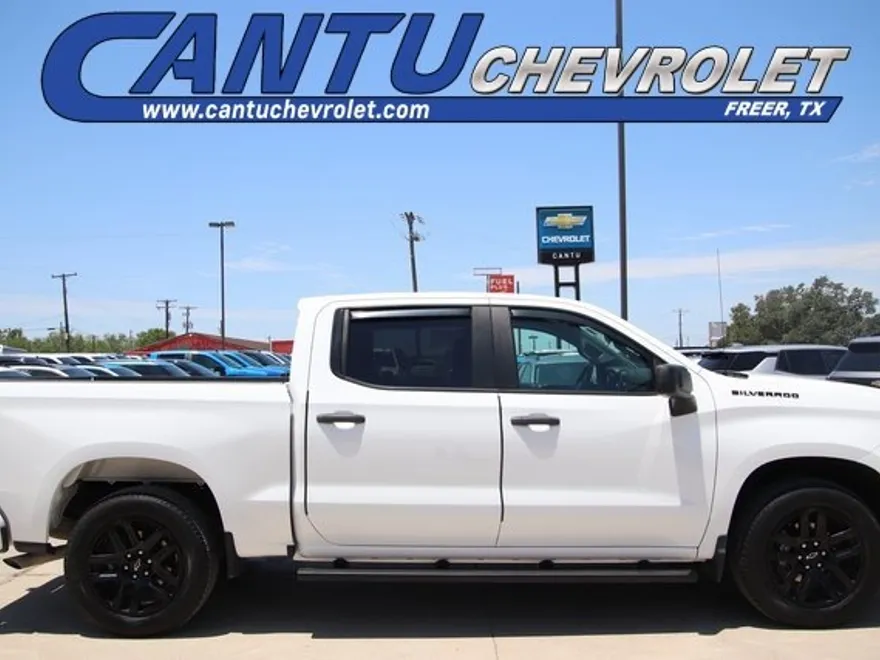 2022 Chevrolet Silverado 1500 Custom photo 1