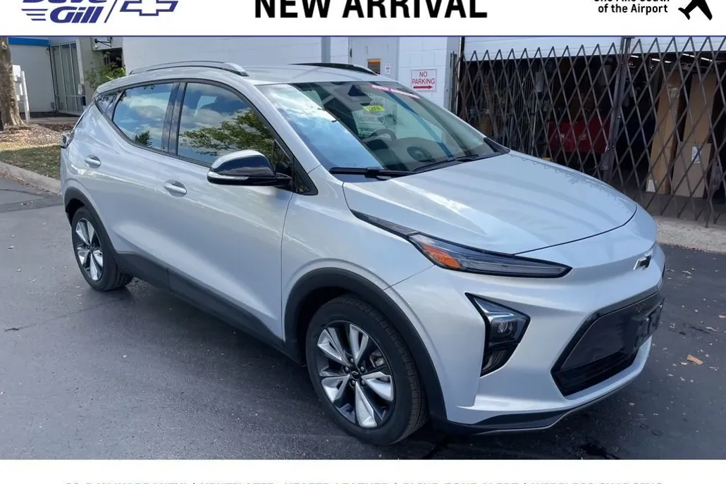 2022 Chevrolet Bolt EUV photo 1