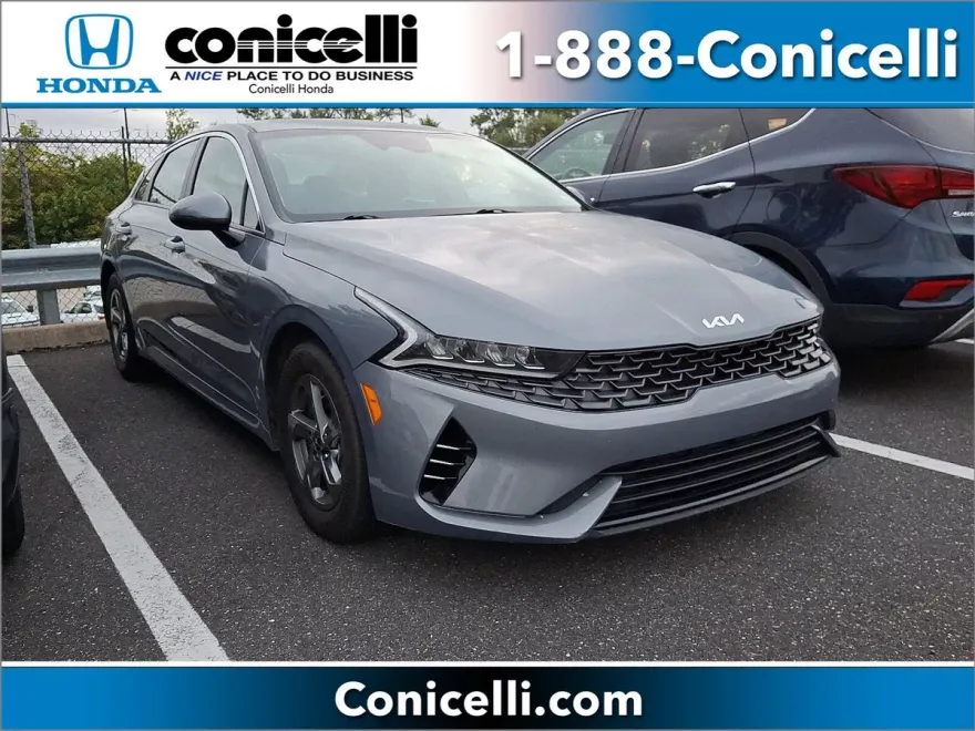 2023 Kia K5 LXS photo 1