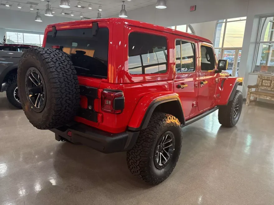 2025 Jeep Wrangler Rubicon X photo 1