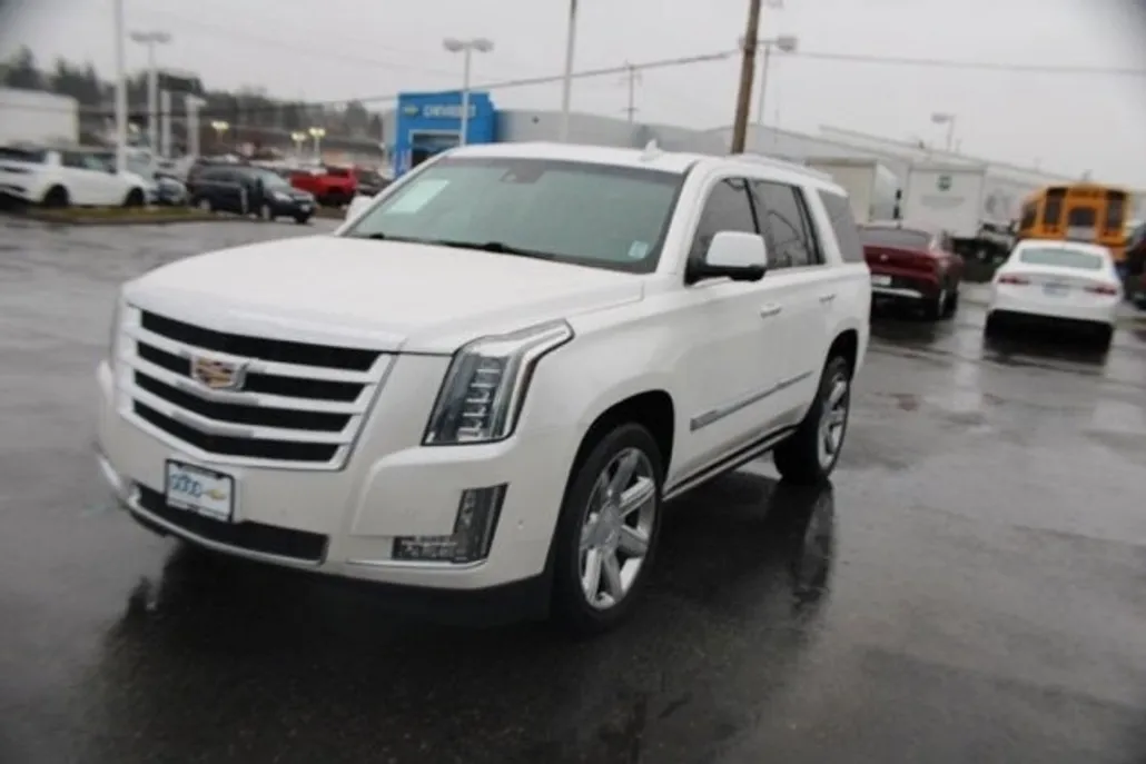 2018 Cadillac Escalade Premium Luxury photo 1