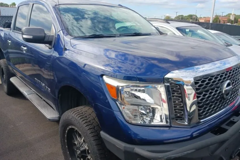 2018 Nissan Titan S photo 1