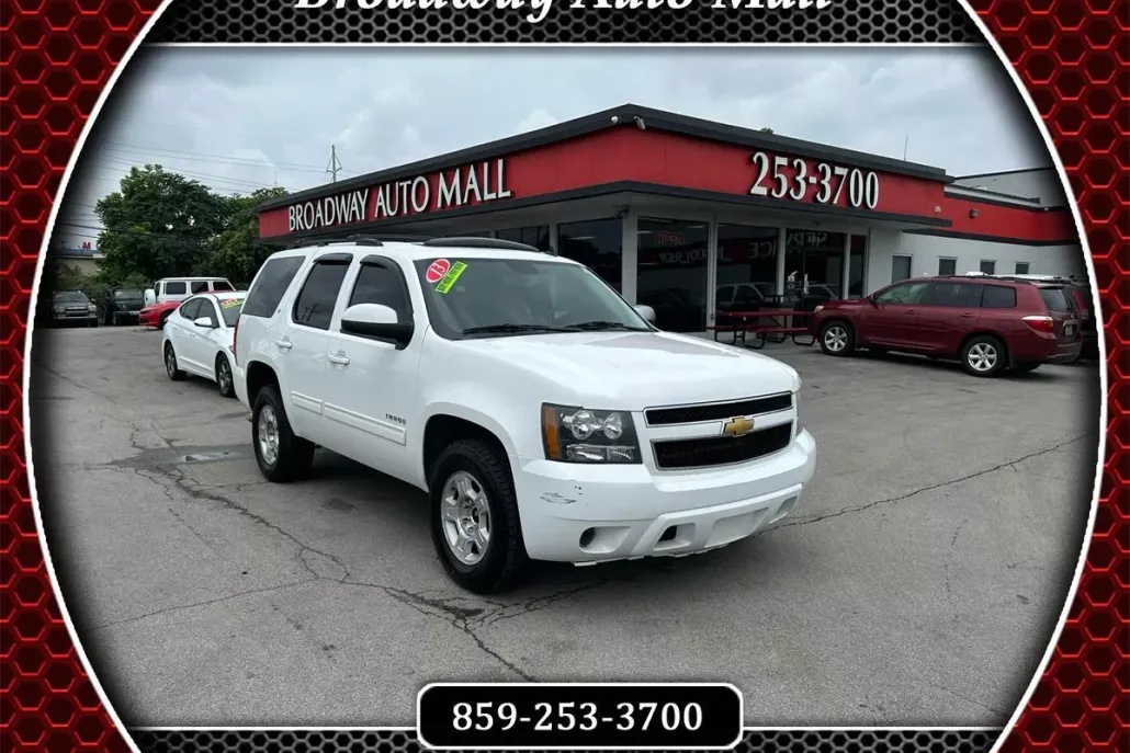 2013 Chevrolet Tahoe LT photo 1