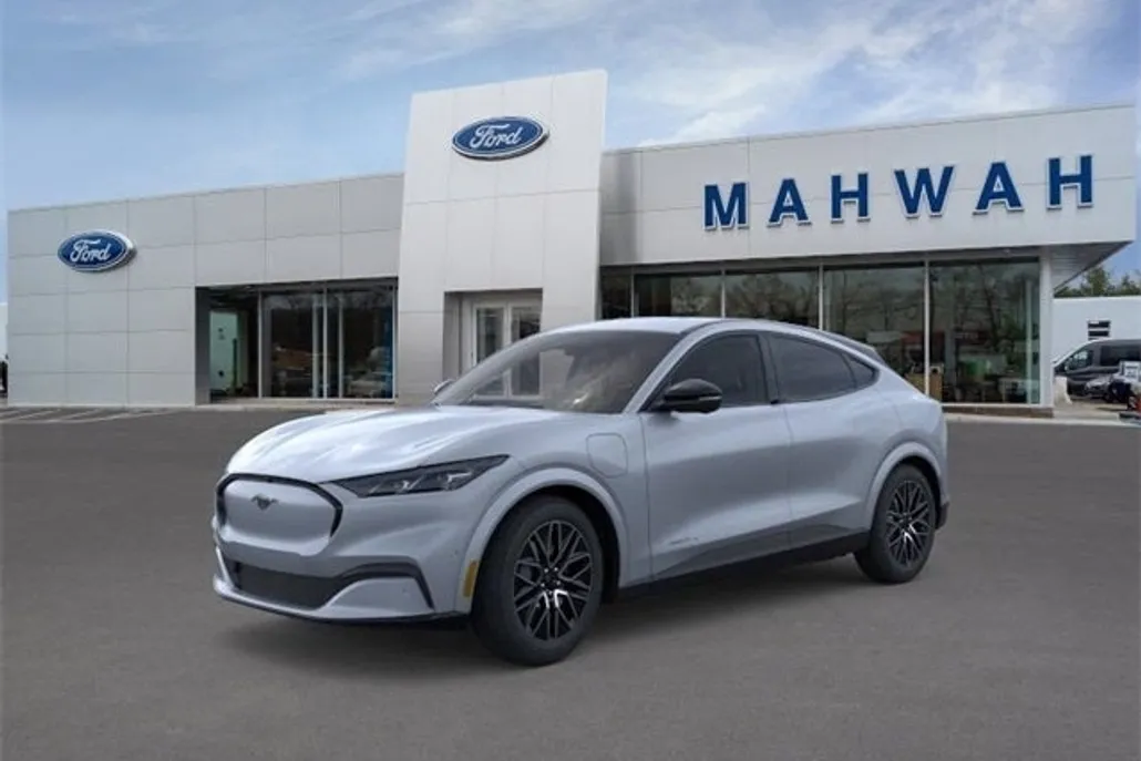 2025 Ford Mustang Mach-E Premium photo 1