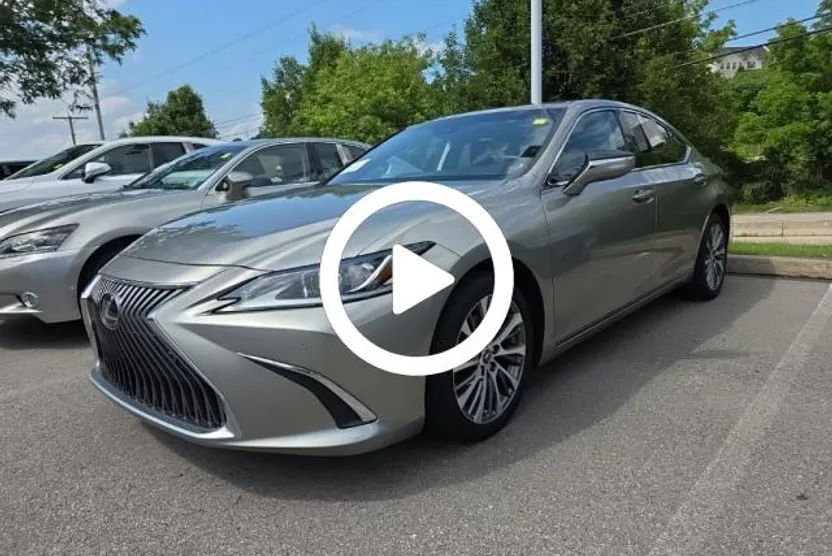 2021 Lexus ES 250 photo 1