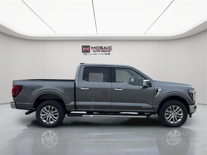 2025 Ford F-150 Lariat photo 1