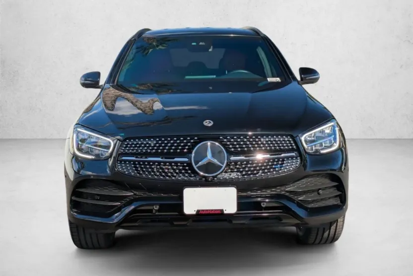 2022 Mercedes Benz GLC 300 photo 1