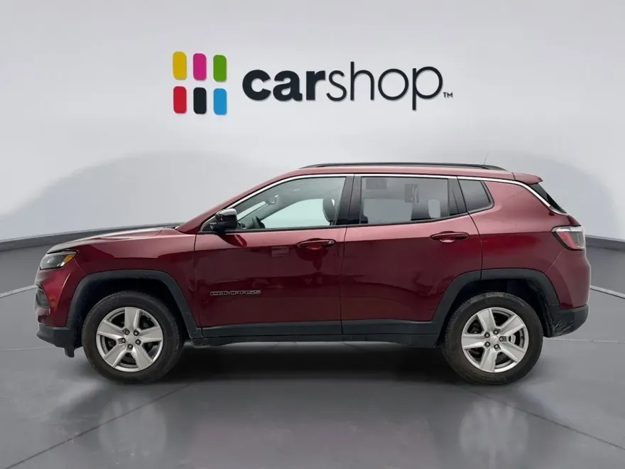 2022 Jeep Compass Latitude photo 1