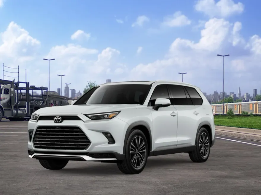 2026 Toyota Highlander Platinum Hybrid photo 1