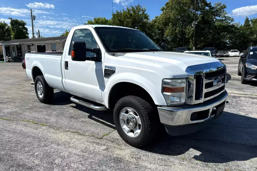 2010 Ford F-250 XL photo 1