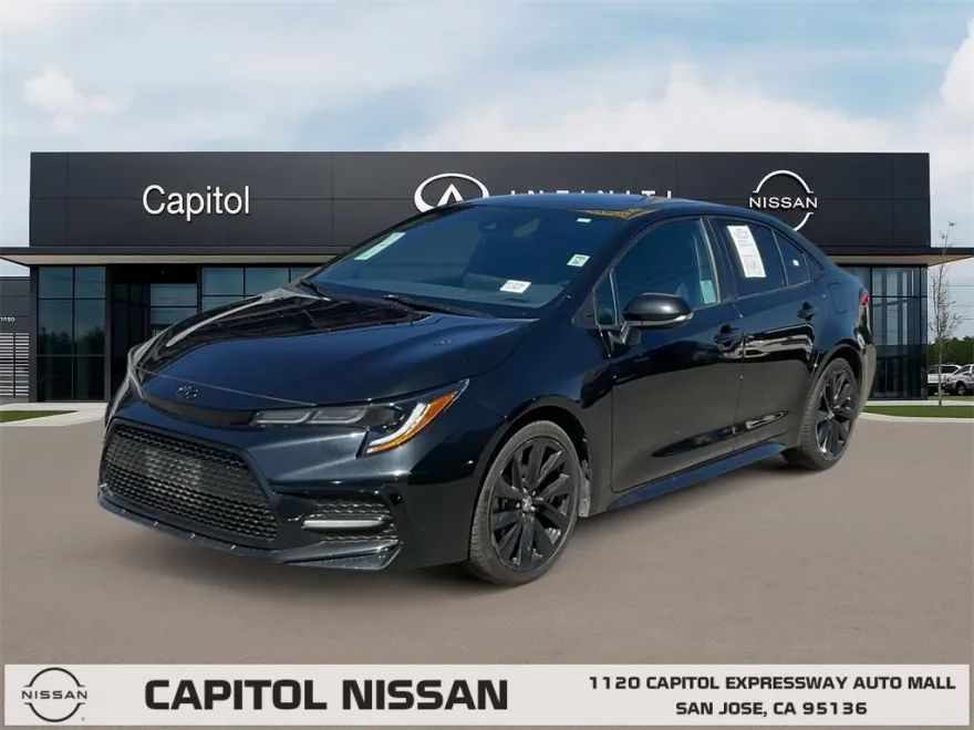 2022 Toyota Corolla SE photo 1