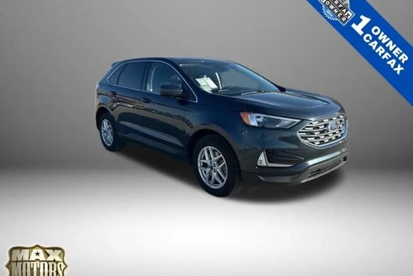 2022 Ford Edge SEL photo 1