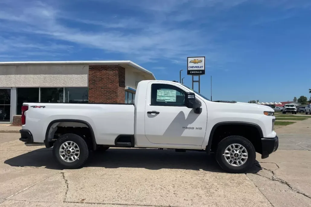 2025 Chevrolet Silverado 2500HD photo 1