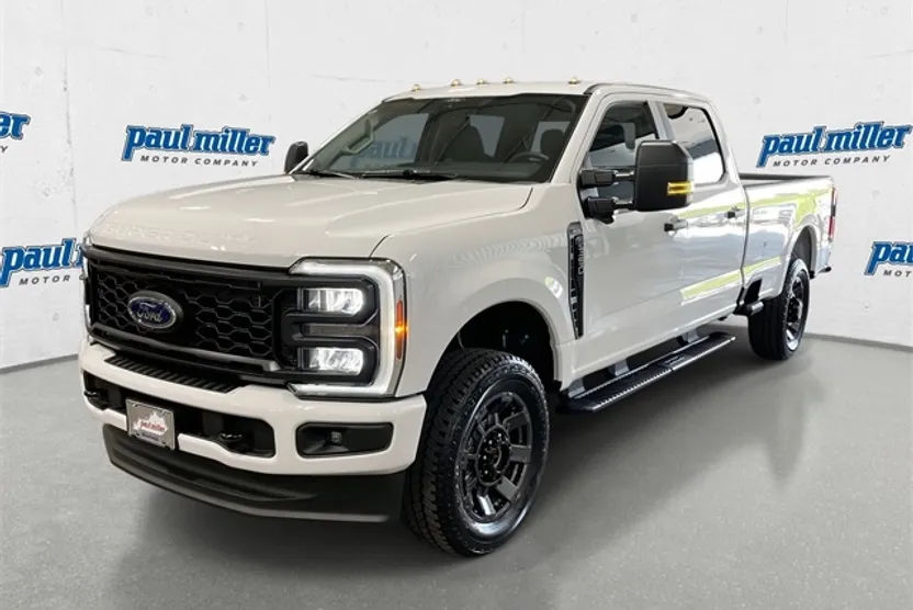 2026 Ford F-350 XL photo 1