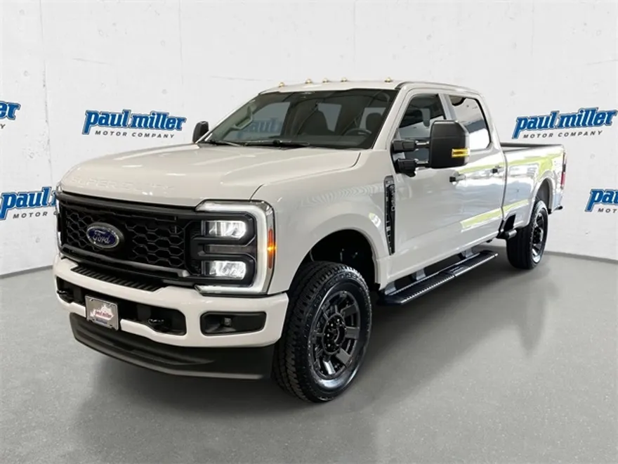 2026 Ford F-350 XL photo 1
