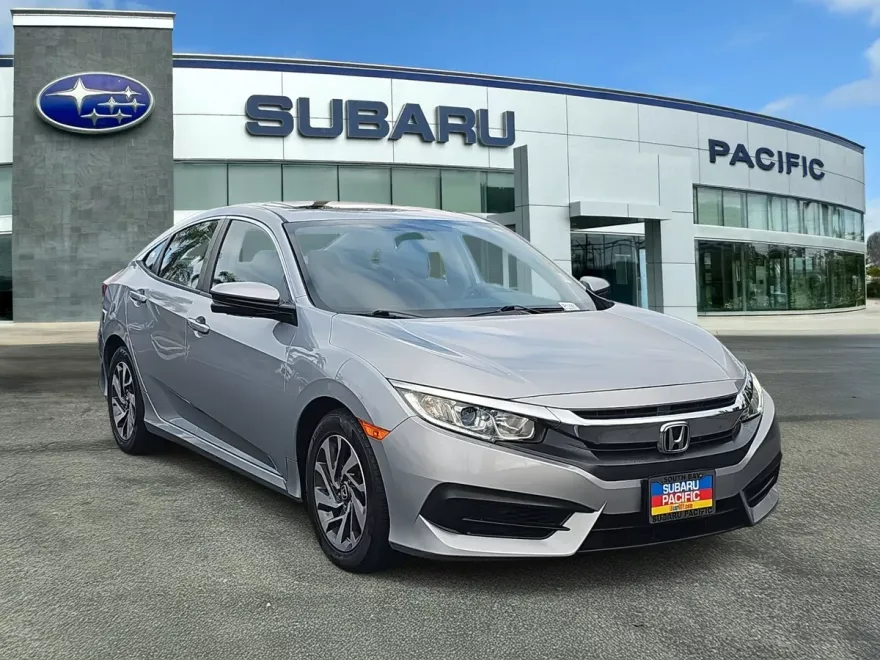 2018 Honda Civic EX photo 1