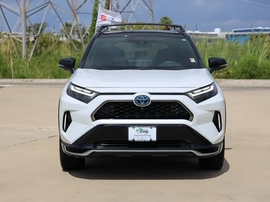 2023 Toyota RAV4 Prime XSE Premium photo 1