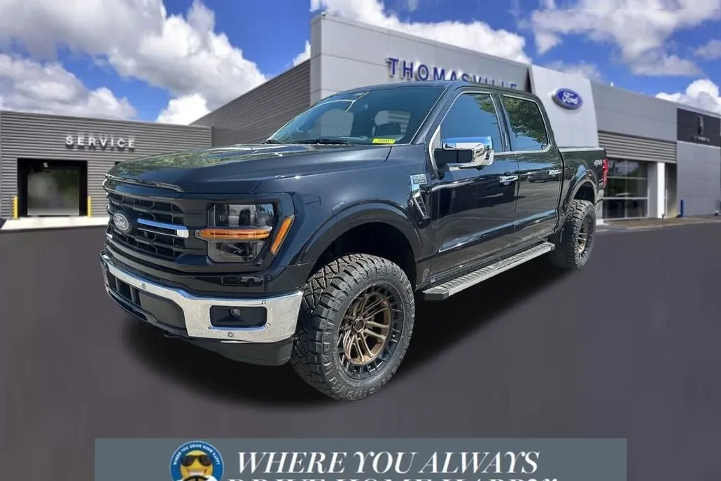 2024 Ford F-150 XLT photo 1