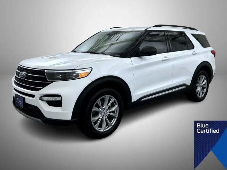 2021 Ford Explorer XLT photo 1