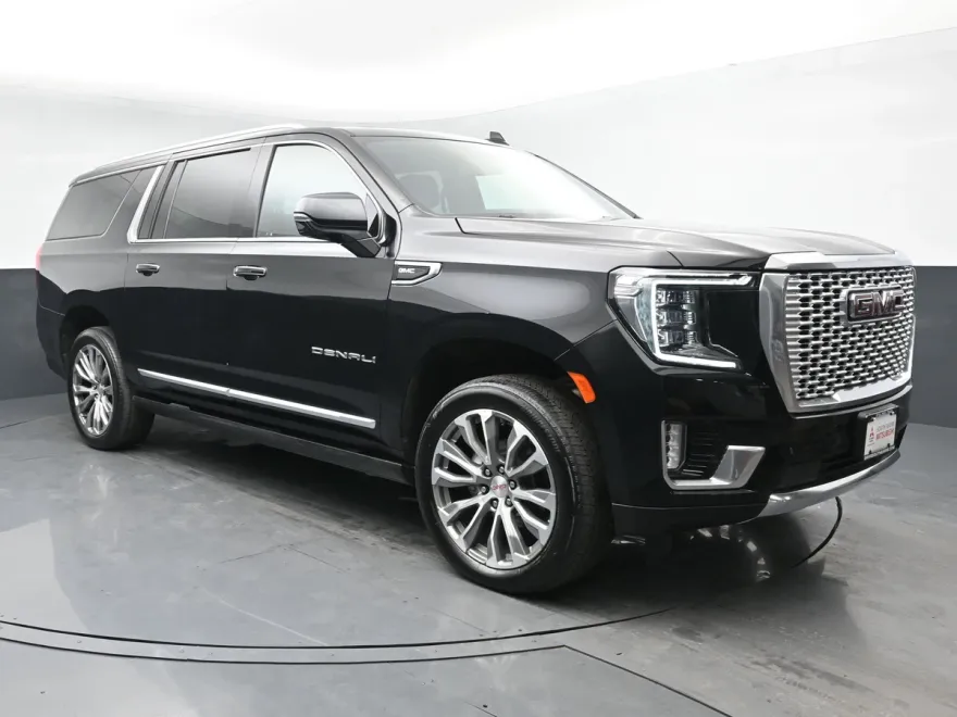 2022 Gmc Yukon XL Denali photo 1