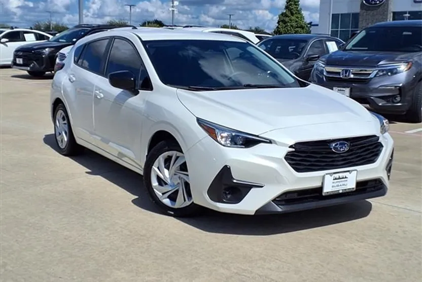 2025 Subaru Impreza Base photo 1