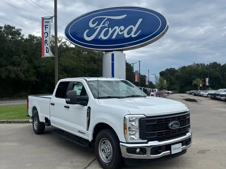 2026 Ford F-250 photo 1