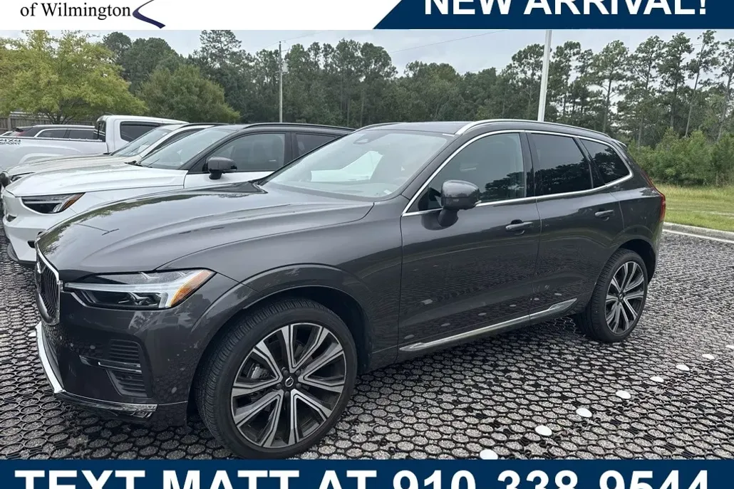 2023 Volvo XC60 B5 Ultimate photo 1
