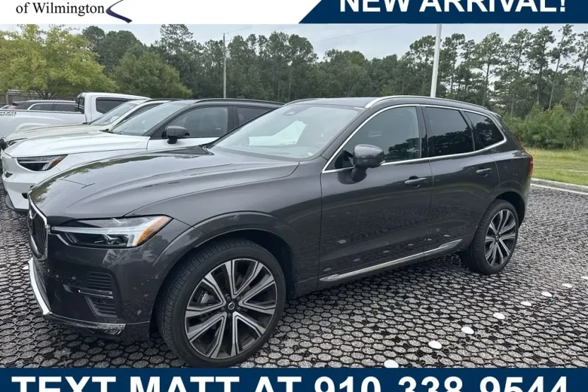 2023 Volvo XC60 B5 Ultimate photo 1