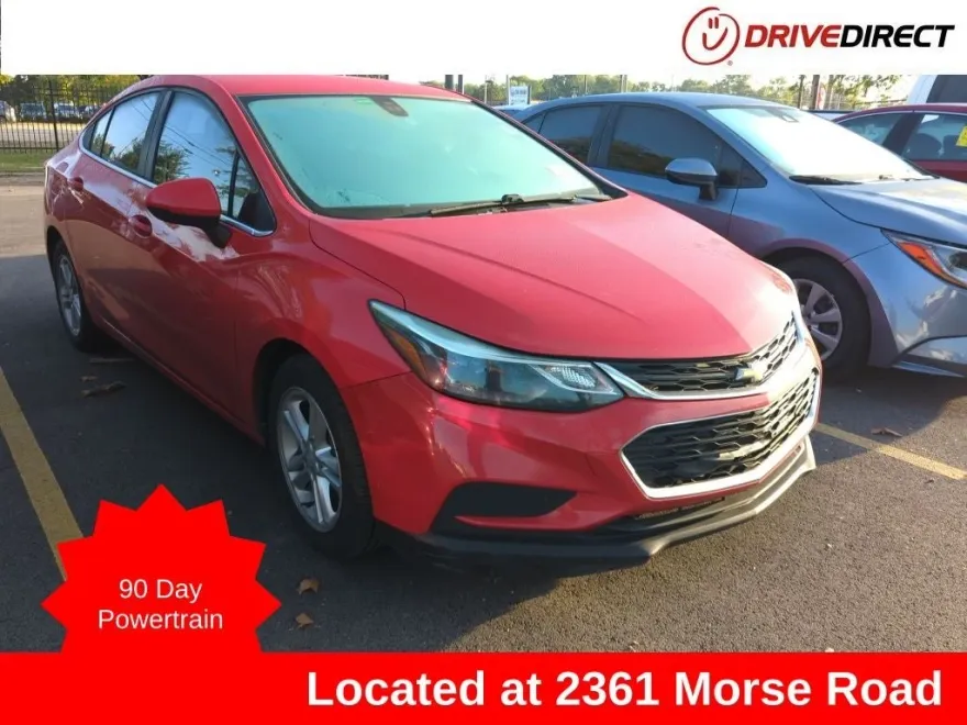 2017 Chevrolet Cruze LT photo 1