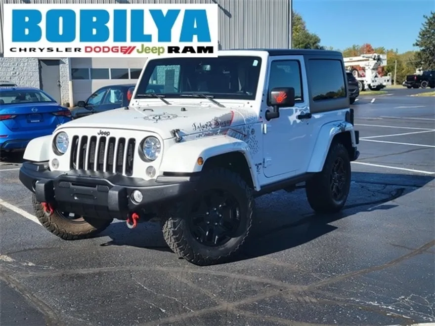 2016 Jeep Wrangler Sahara photo 1