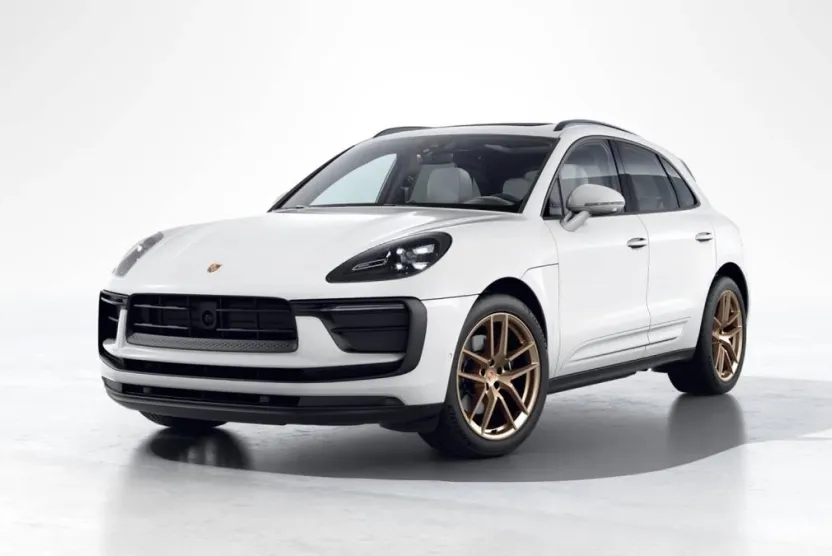 2026 Porsche Macan T photo 1