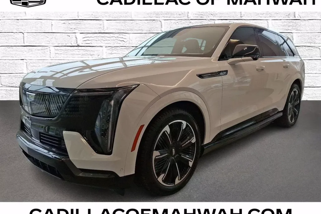 2025 Cadillac Escalade IQ Sport photo 1