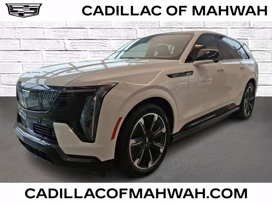 2025 Cadillac Escalade IQ Sport photo 1
