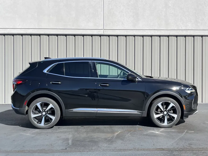 2021 Buick Envision Essence photo 1