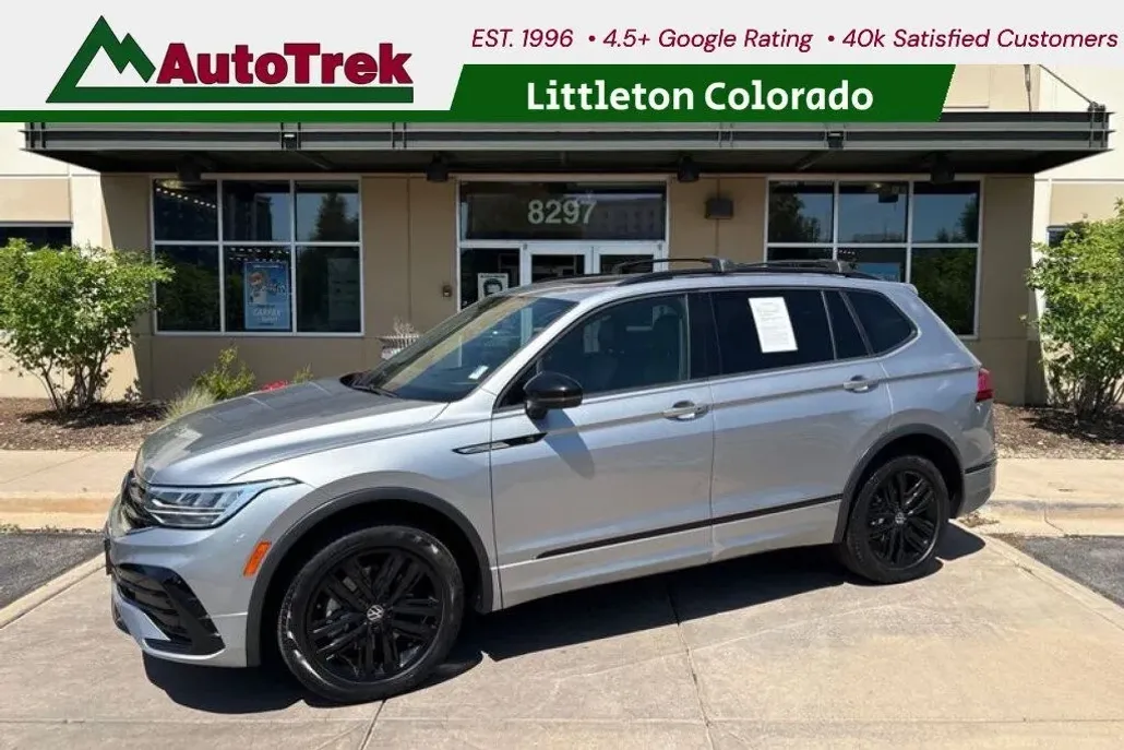 2022 Volkswagen Tiguan SE R-Line Black photo 1