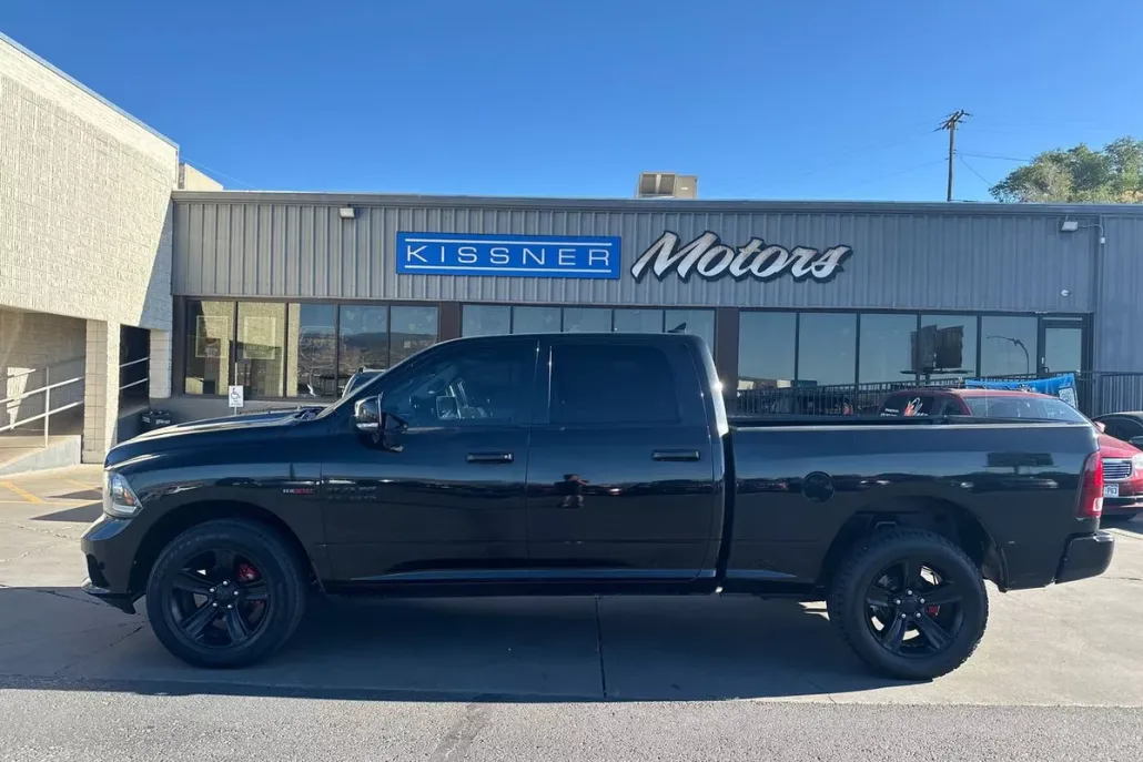 2018 Ram 1500 Sport photo 1