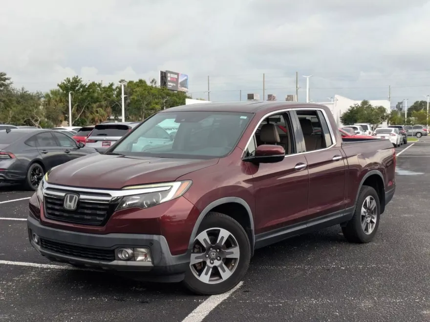 2019 Honda Ridgeline RTL-E photo 1