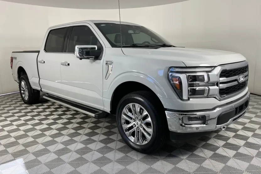 2024 Ford F-150 Lariat photo 1